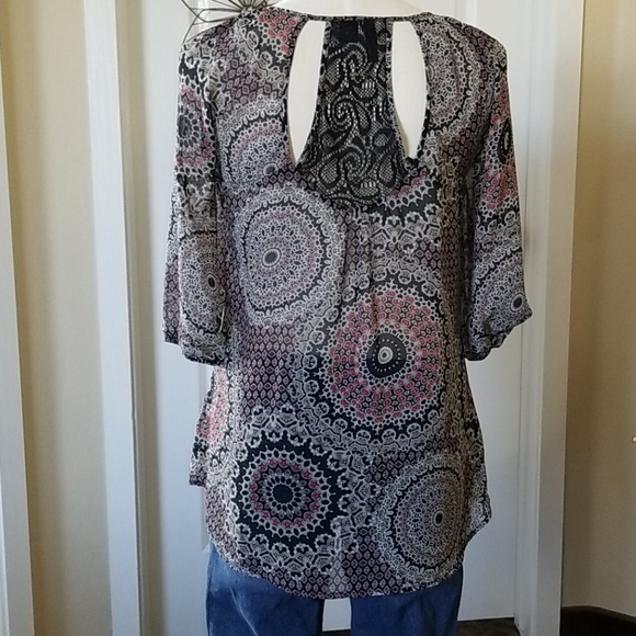 Full Tilt Sheer Net Lace Back Feature Sz S - Picture 2 of 9